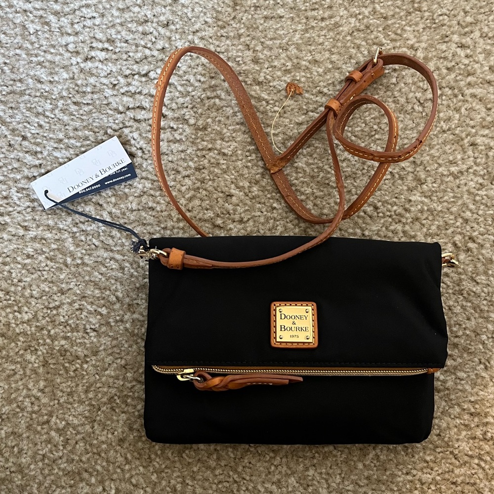 NWT Women’s Dooney & Bourke Purse Shoulder Bag